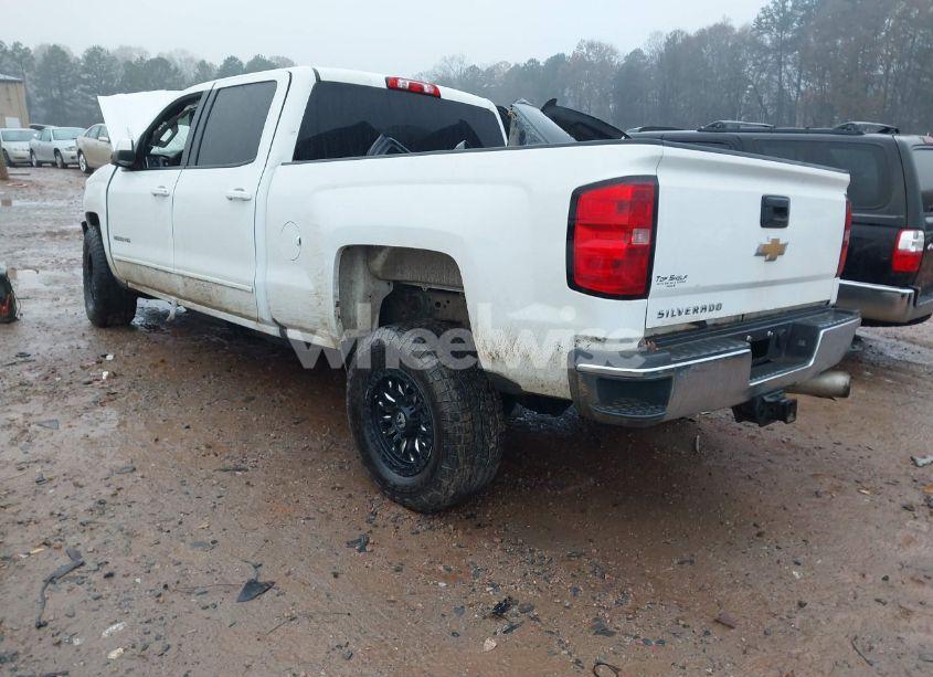 Photo 3 of 2017 Chevrolet Silverado 2500HD LT (VIN 1GC1KVEY5HF165951)