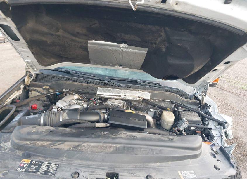 Photo 10 of 2017 Chevrolet Silverado 2500HD LT (VIN 1GC1KVEY5HF174374)