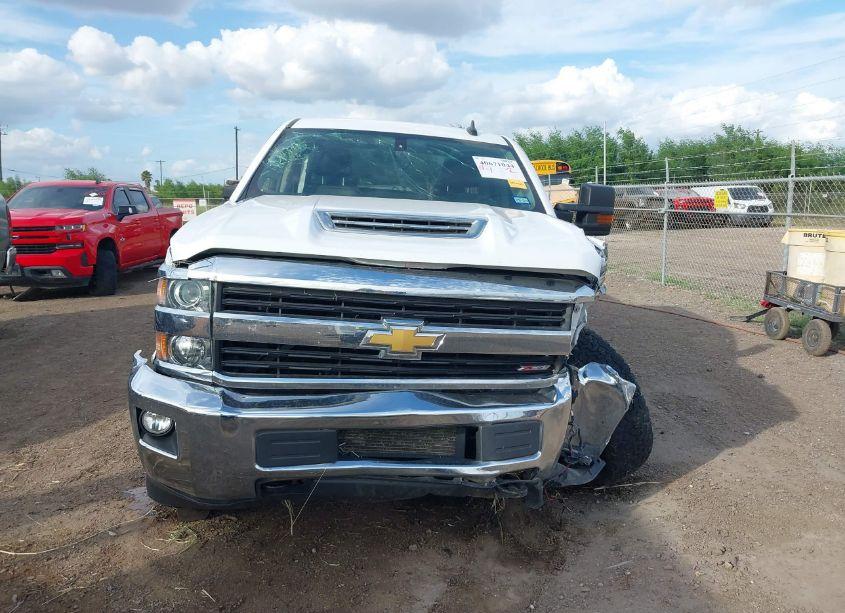 Photo 12 of 2017 Chevrolet Silverado 2500HD LT (VIN 1GC1KVEY5HF174374)