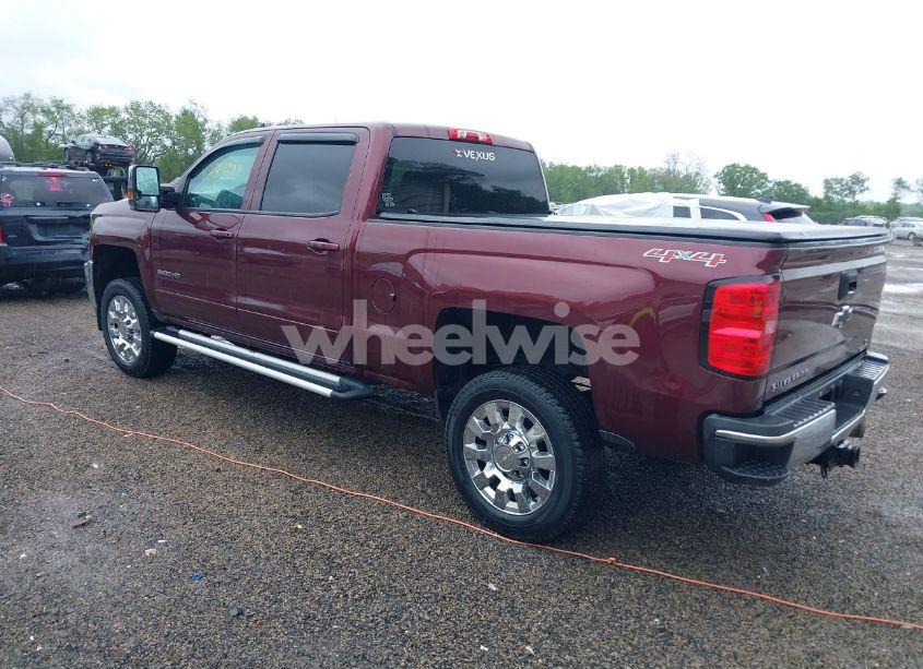 Photo 3 of 2017 Chevrolet Silverado 2500HD LT (VIN 1GC1KVEY7HF112894)