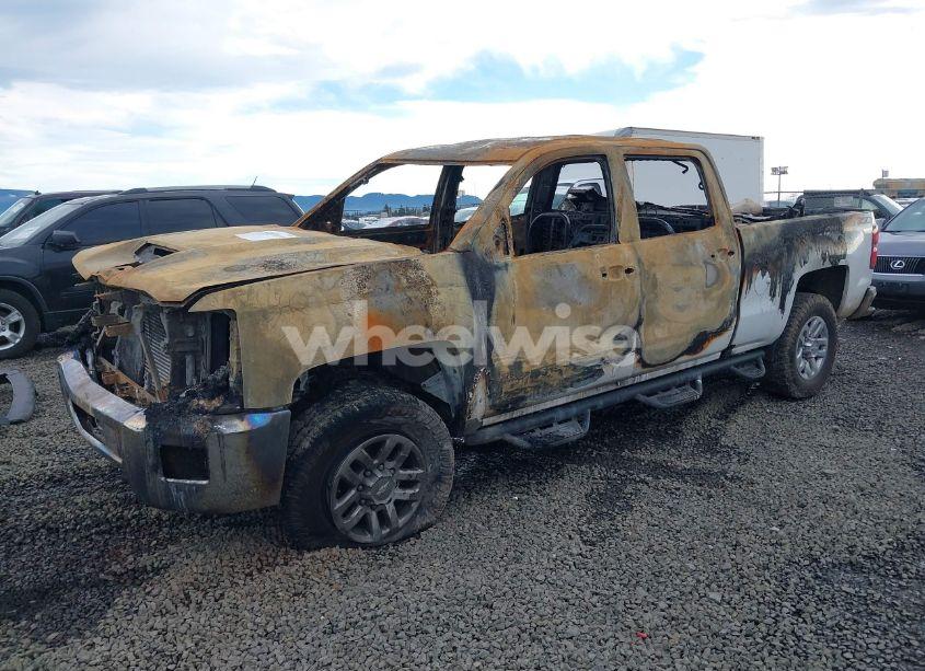 Photo 2 of 2018 Chevrolet Silverado 2500HD LT (VIN 1GC1KVEY7JF229459)