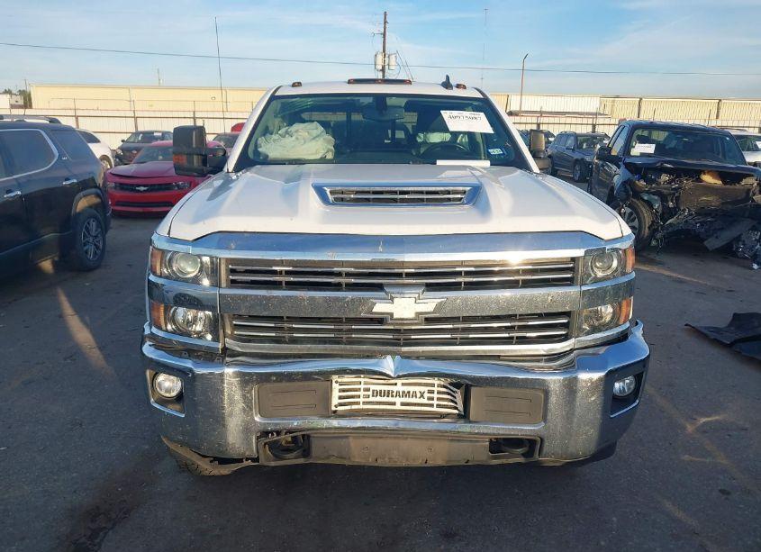 Photo 12 of 2018 Chevrolet Silverado 2500HD LT (VIN 1GC1KVEY8JF136689)