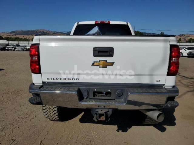 2018 CHEVROLET SILVERADO K2500 HEAVY DUTY LT (VIN 1GC1KVEYXJF273908) main photo