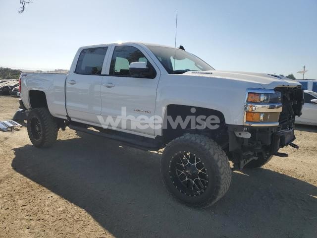 Photo 13 of 2018 CHEVROLET SILVERADO K2500 HEAVY DUTY LT (VIN 1GC1KVEYXJF273908)