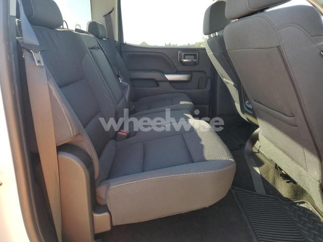 Photo 4 of 2018 CHEVROLET SILVERADO K2500 HEAVY DUTY LT (VIN 1GC1KVEYXJF273908)