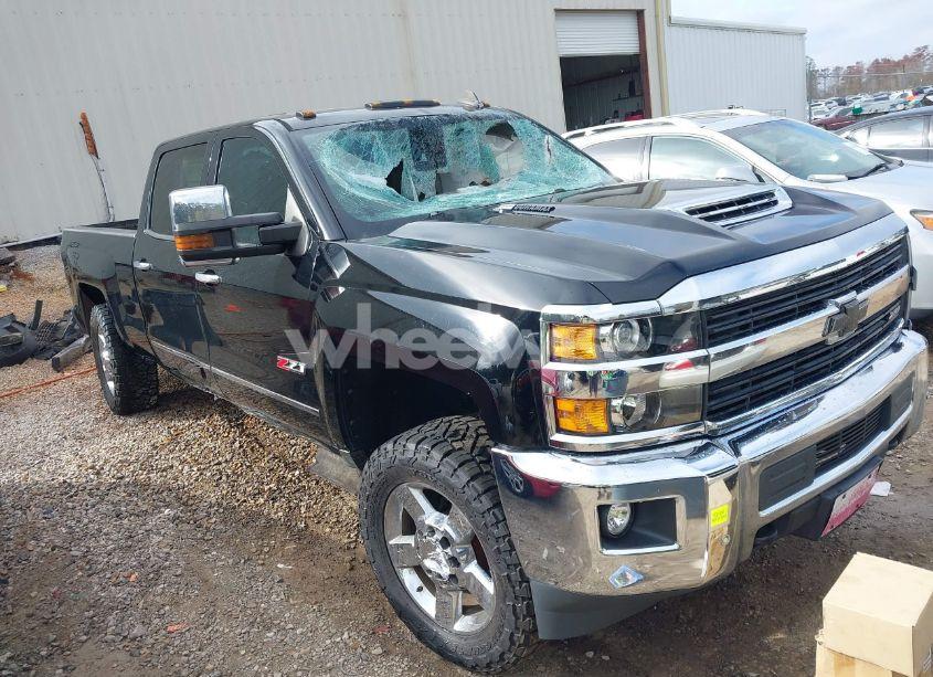 2015 Chevrolet Silverado 2500HD LTZ (VIN 1GC1KWE80FF504991) main photo