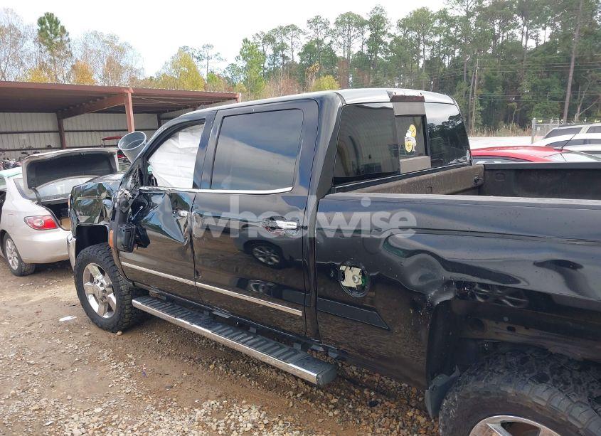 Photo 14 of 2015 Chevrolet Silverado 2500HD LTZ (VIN 1GC1KWE80FF504991)