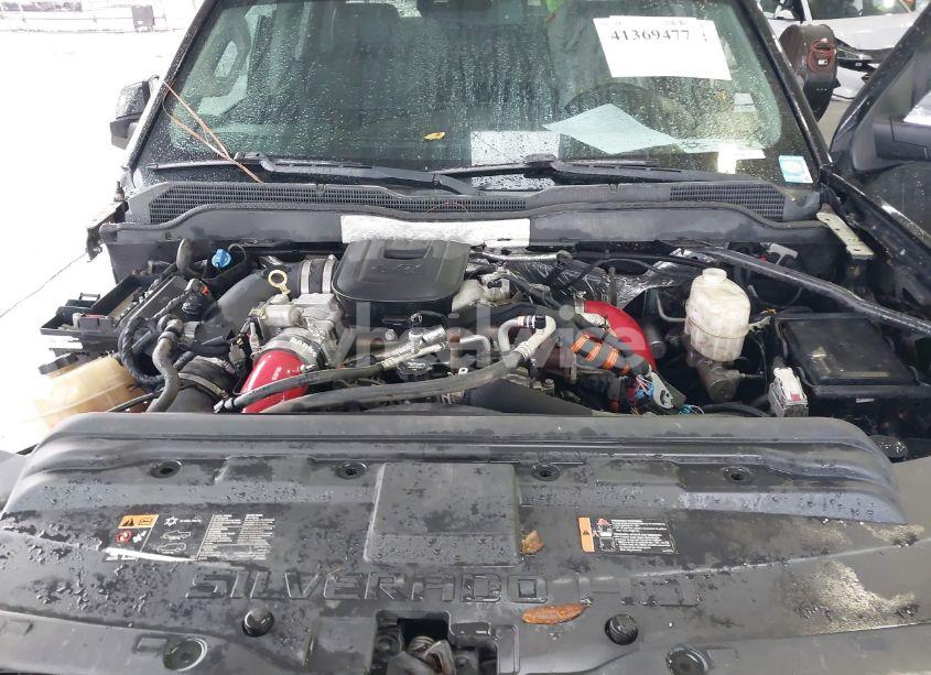 Photo 10 of 2015 Chevrolet Silverado 2500HD LTZ (VIN 1GC1KWE80FF592683)