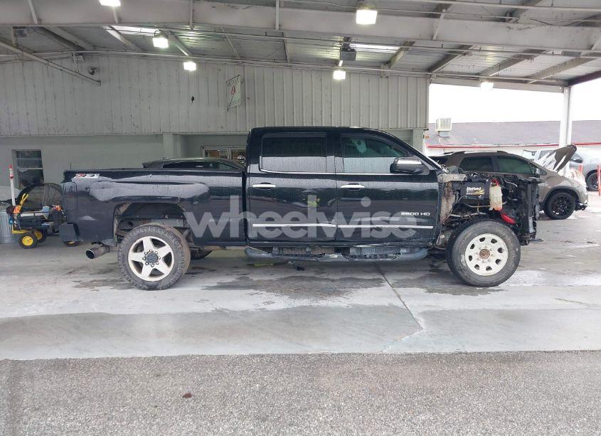 Photo 14 of 2015 Chevrolet Silverado 2500HD LTZ (VIN 1GC1KWE80FF592683)