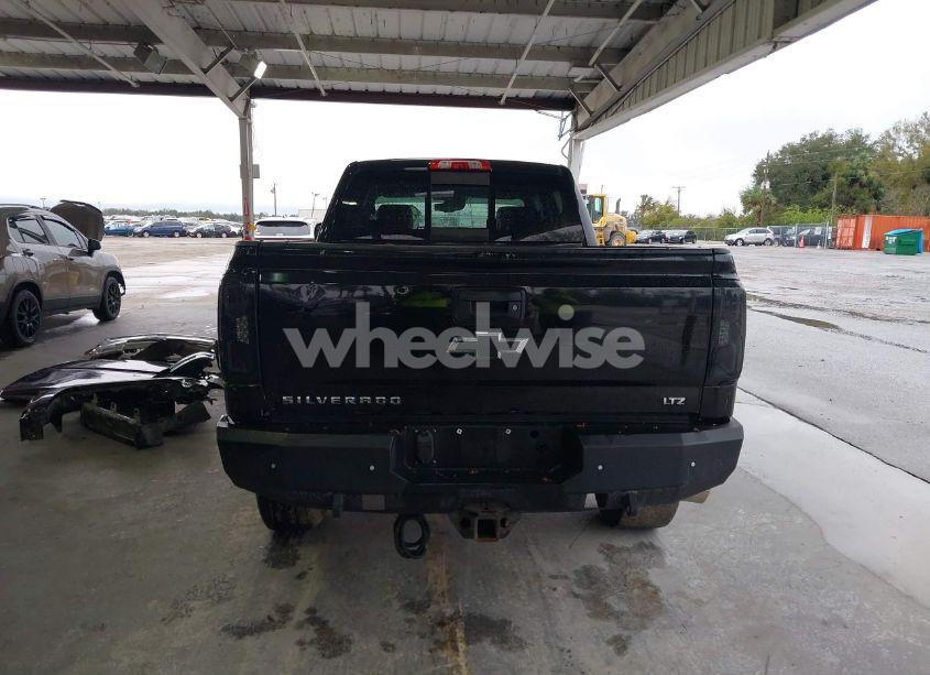 Photo 17 of 2015 Chevrolet Silverado 2500HD LTZ (VIN 1GC1KWE80FF592683)