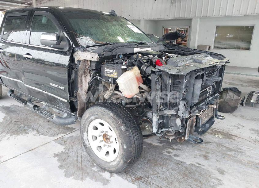 Photo 6 of 2015 Chevrolet Silverado 2500HD LTZ (VIN 1GC1KWE80FF592683)