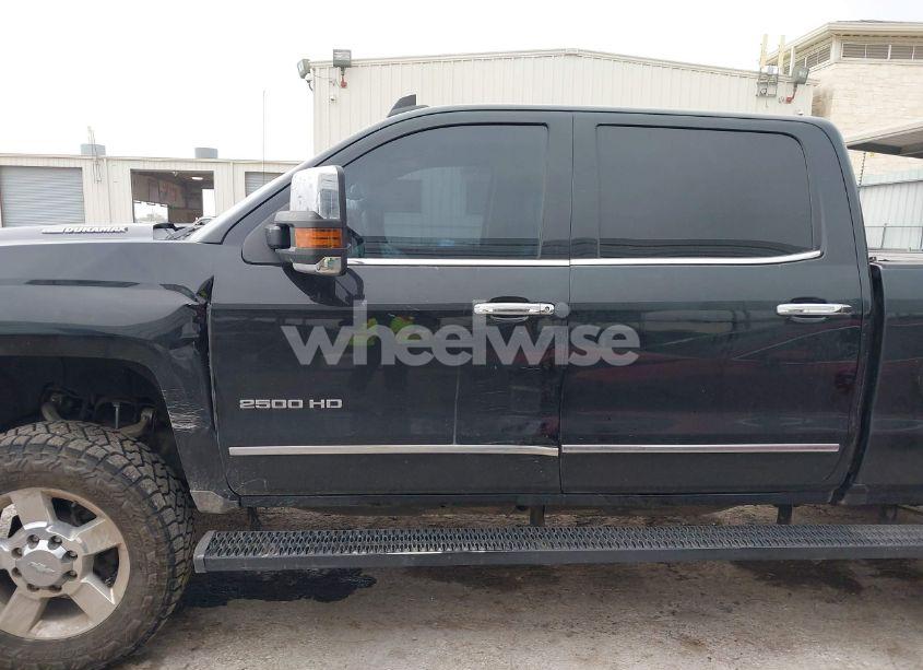 Photo 14 of 2016 Chevrolet Silverado 2500HD LTZ (VIN 1GC1KWE80GF218852)