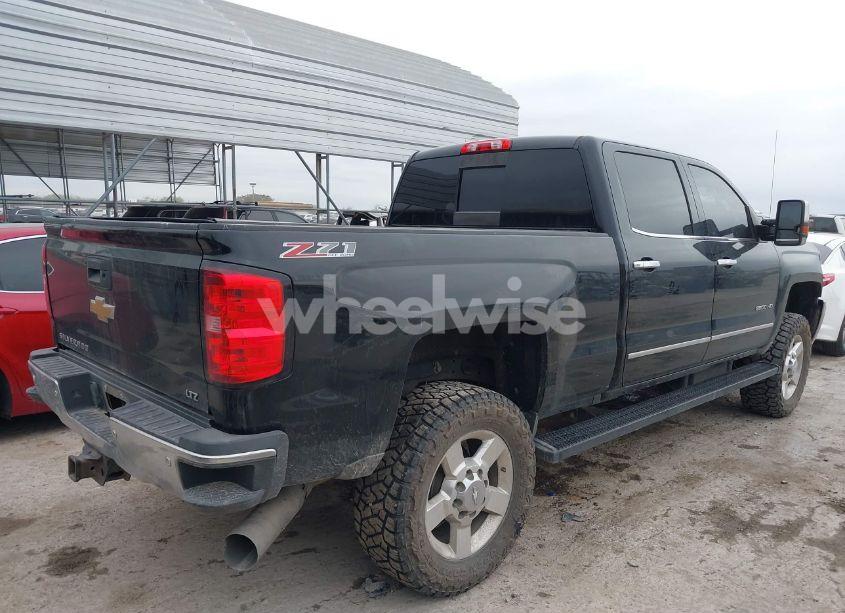 Photo 4 of 2016 Chevrolet Silverado 2500HD LTZ (VIN 1GC1KWE80GF218852)