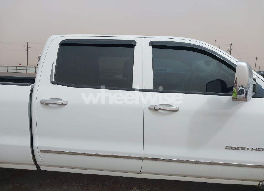 Photo 14 of 2015 Chevrolet Silverado 2500HD LTZ (VIN 1GC1KWE81FF196973)