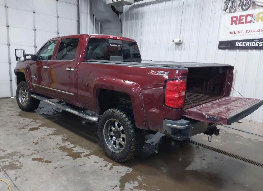 Photo 3 of 2015 Chevrolet Silverado 2500HD LTZ (VIN 1GC1KWE81FF515899)