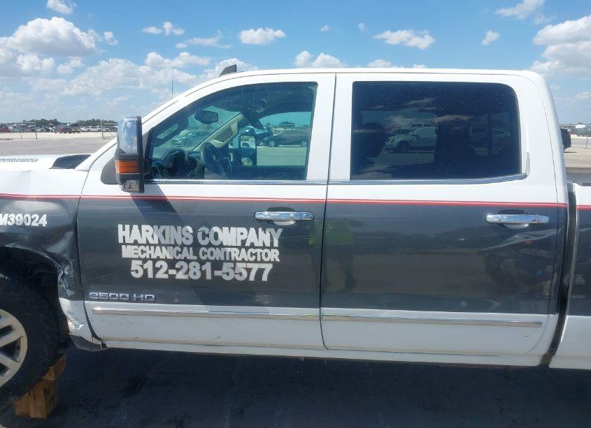 Photo 14 of 2015 Chevrolet Silverado 2500HD LTZ (VIN 1GC1KWE81FF519077)