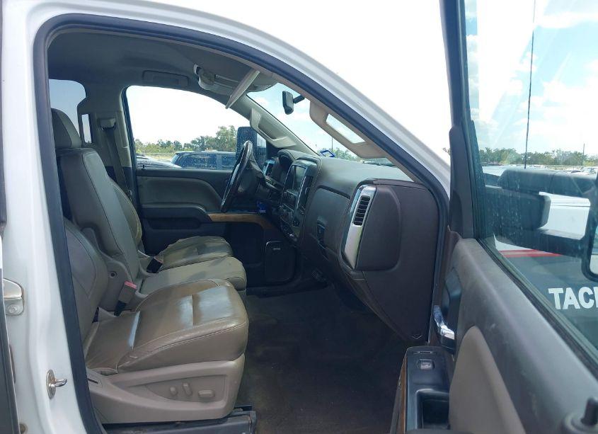 Photo 5 of 2015 Chevrolet Silverado 2500HD LTZ (VIN 1GC1KWE81FF519077)