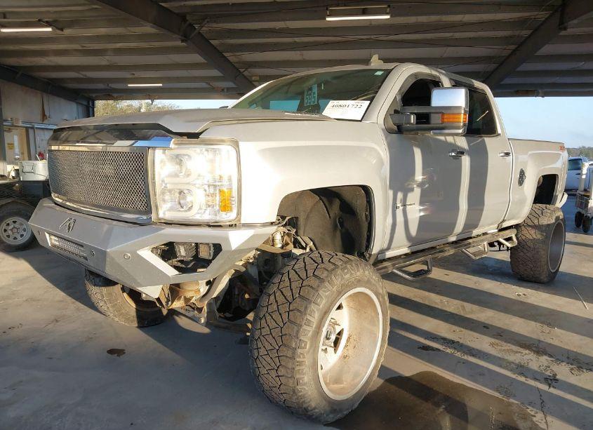 Photo 2 of 2015 Chevrolet Silverado 2500HD LTZ (VIN 1GC1KWE81FF671392)