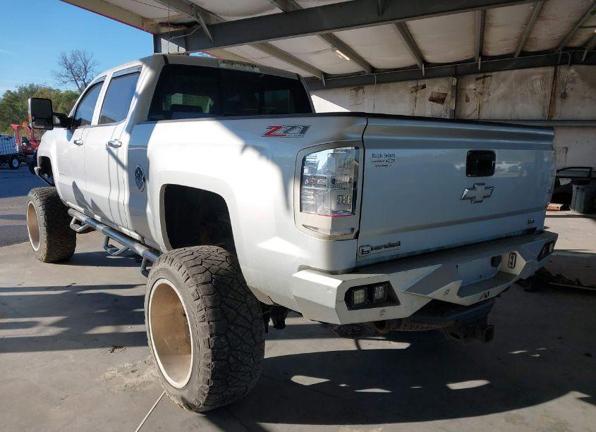 Photo 3 of 2015 Chevrolet Silverado 2500HD LTZ (VIN 1GC1KWE81FF671392)