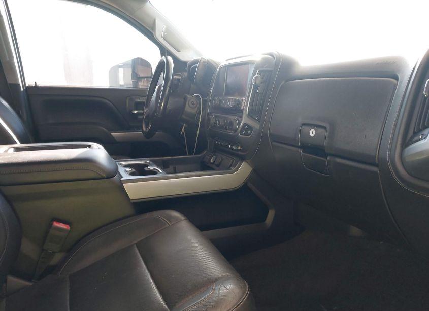 Photo 5 of 2015 Chevrolet Silverado 2500HD LTZ (VIN 1GC1KWE81FF671392)