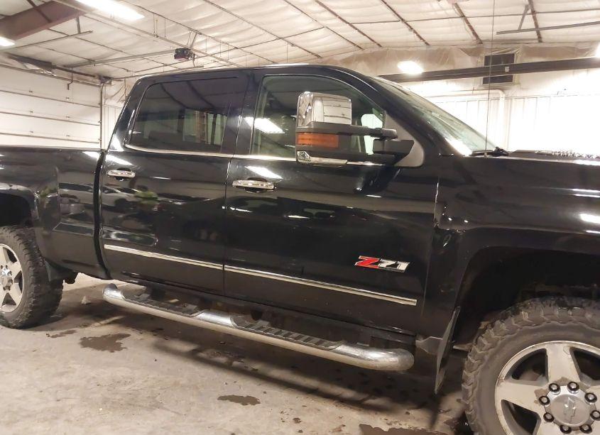 Photo 14 of 2015 Chevrolet Silverado 2500HD LTZ (VIN 1GC1KWE82FF671031)