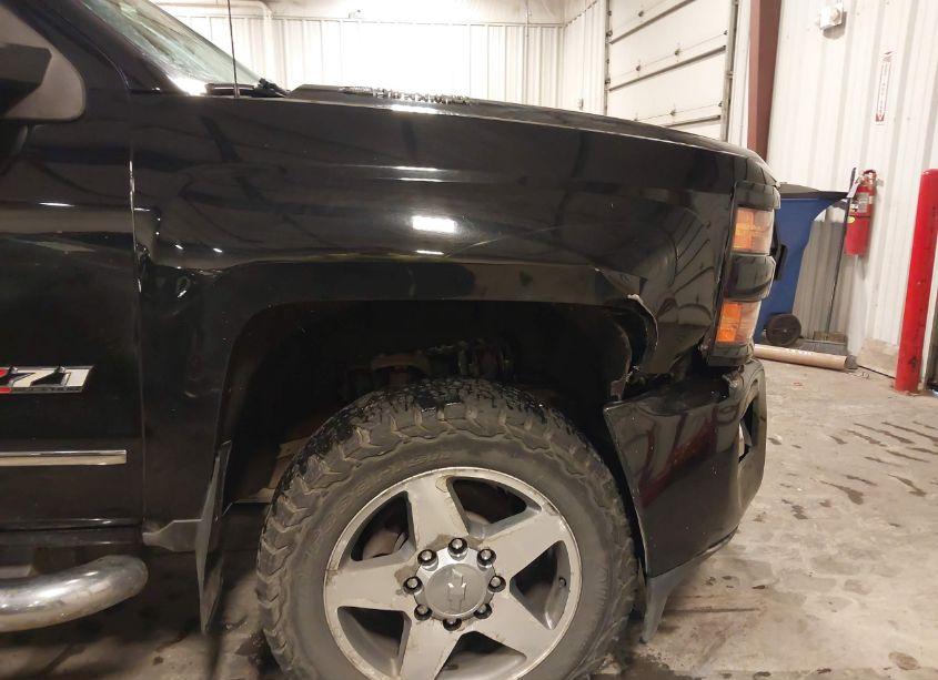 Photo 19 of 2015 Chevrolet Silverado 2500HD LTZ (VIN 1GC1KWE82FF671031)