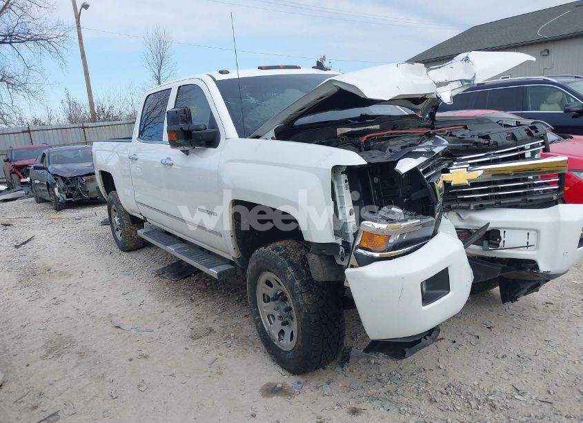 2015 Chevrolet Silverado 2500HD LTZ (VIN 1GC1KWE82FF678190) main photo