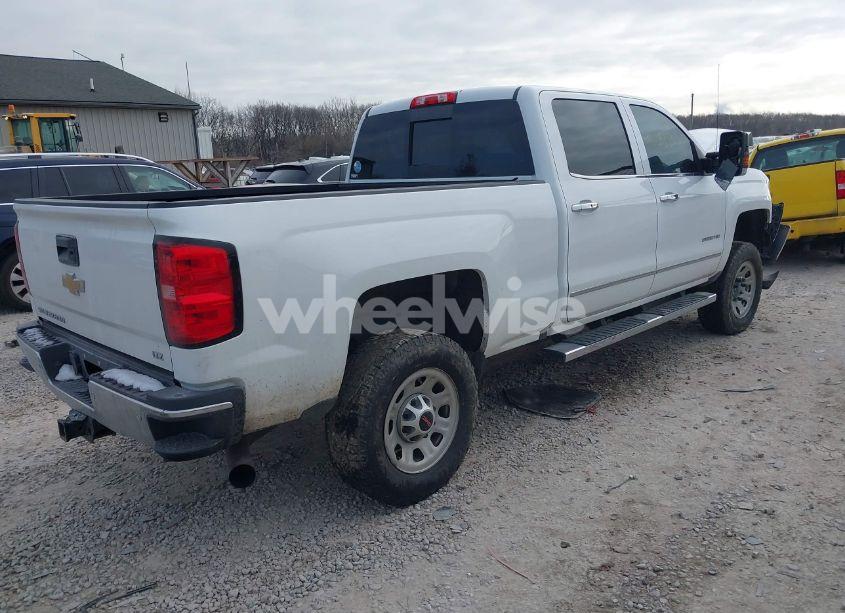 Photo 4 of 2015 Chevrolet Silverado 2500HD LTZ (VIN 1GC1KWE82FF678190)