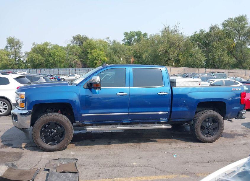 Photo 14 of 2016 Chevrolet Silverado 2500HD LTZ (VIN 1GC1KWE82GF254655)