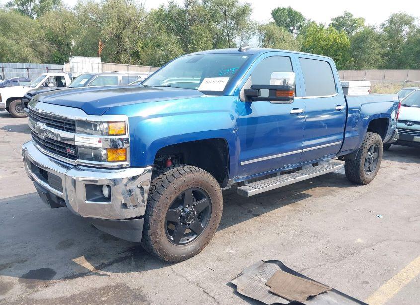 Photo 2 of 2016 Chevrolet Silverado 2500HD LTZ (VIN 1GC1KWE82GF254655)