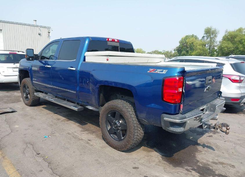 Photo 3 of 2016 Chevrolet Silverado 2500HD LTZ (VIN 1GC1KWE82GF254655)