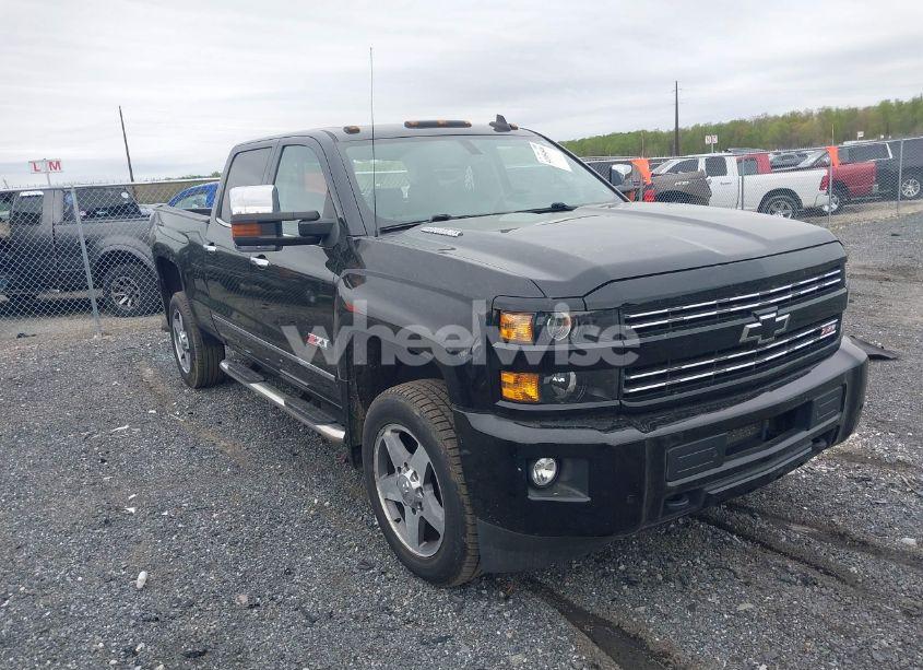 2016 Chevrolet Silverado 2500HD LTZ (VIN 1GC1KWE82GF276364) main photo