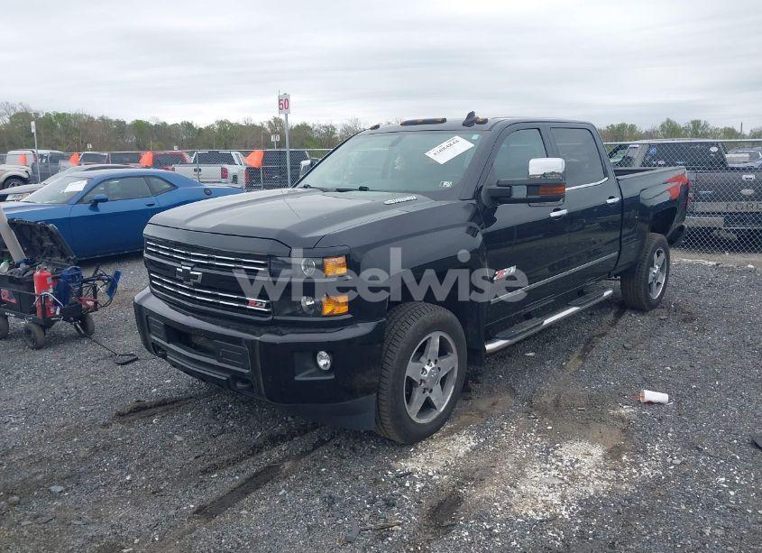 Photo 2 of 2016 Chevrolet Silverado 2500HD LTZ (VIN 1GC1KWE82GF276364)