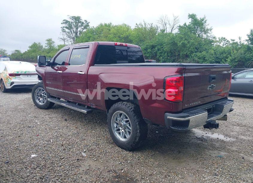 Photo 3 of 2016 Chevrolet Silverado 2500HD LTZ (VIN 1GC1KWE82GF289485)