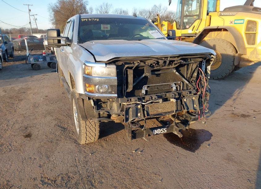 2015 Chevrolet Silverado 2500HD LTZ (VIN 1GC1KWE83FF110157) main photo