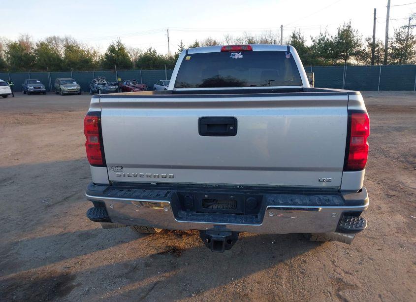 Photo 17 of 2015 Chevrolet Silverado 2500HD LTZ (VIN 1GC1KWE83FF110157)