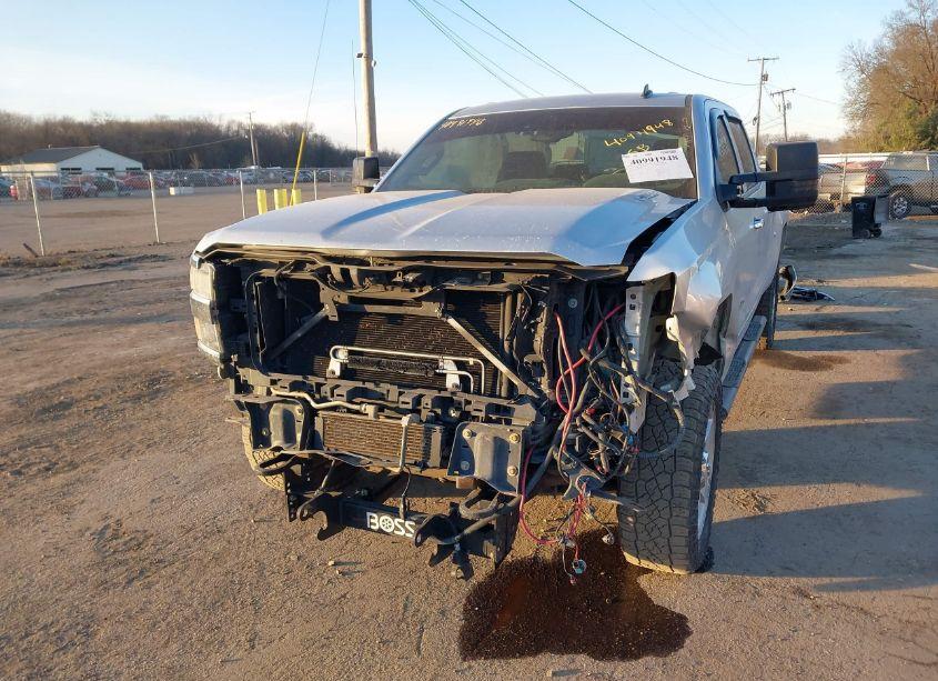 Photo 2 of 2015 Chevrolet Silverado 2500HD LTZ (VIN 1GC1KWE83FF110157)