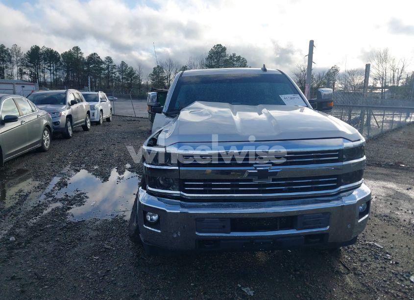Photo 12 of 2015 Chevrolet Silverado 2500HD LTZ (VIN 1GC1KWE83FF577756)