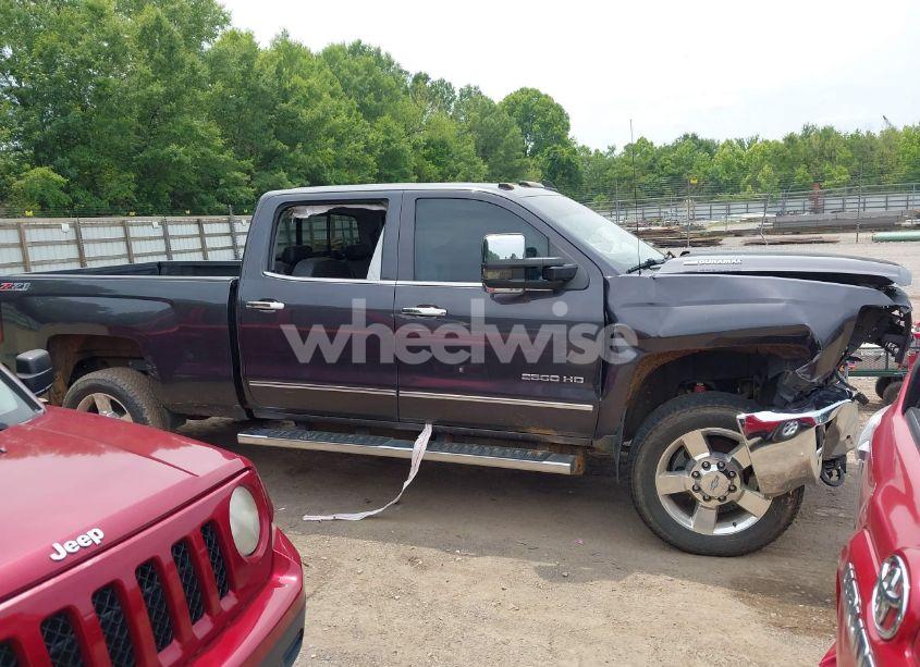 Photo 13 of 2016 Chevrolet Silverado 2500HD LTZ (VIN 1GC1KWE83GF187337)