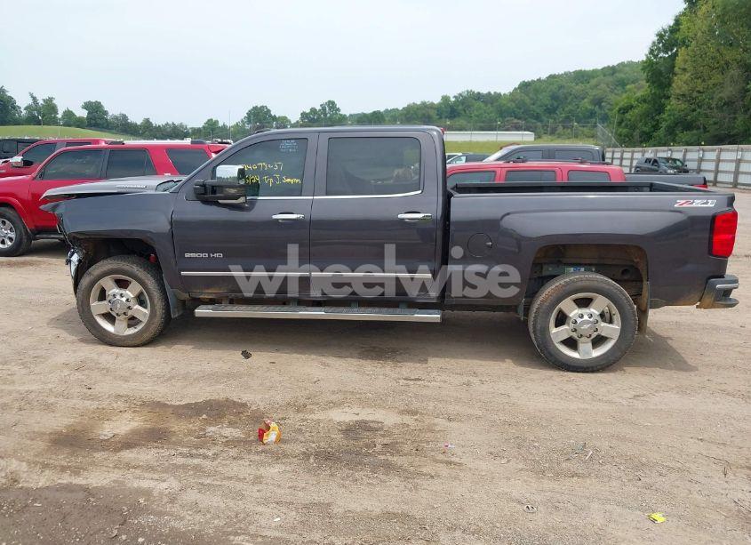 Photo 14 of 2016 Chevrolet Silverado 2500HD LTZ (VIN 1GC1KWE83GF187337)