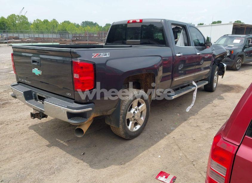 Photo 4 of 2016 Chevrolet Silverado 2500HD LTZ (VIN 1GC1KWE83GF187337)