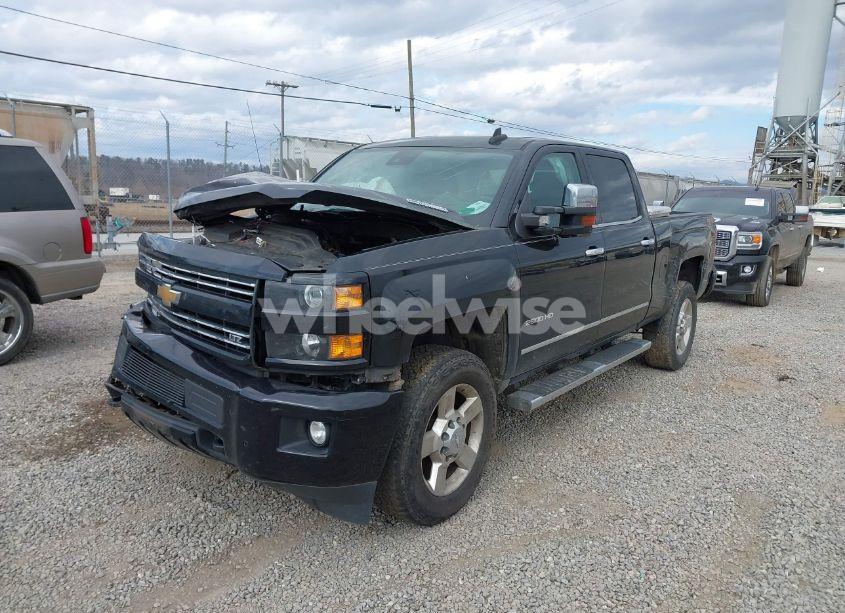 Photo 2 of 2016 Chevrolet Silverado 2500HD LTZ (VIN 1GC1KWE83GF199150)