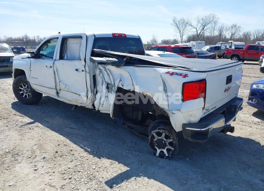 Photo 3 of 2015 Chevrolet Silverado 2500HD LTZ (VIN 1GC1KWE84FF682323)