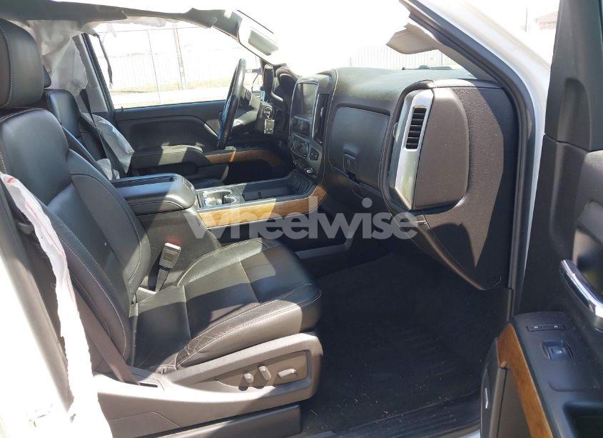 Photo 5 of 2015 Chevrolet Silverado 2500HD LTZ (VIN 1GC1KWE84FF682323)