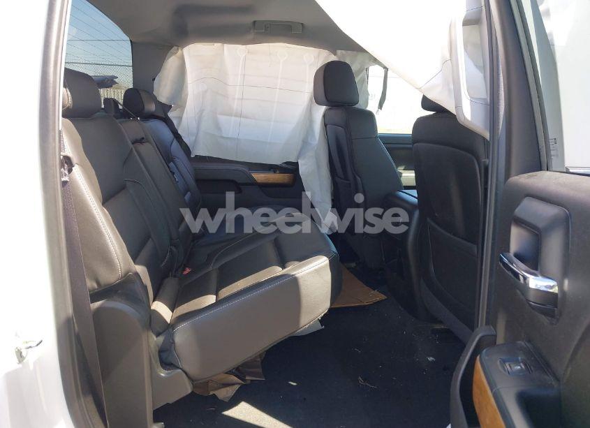 Photo 8 of 2015 Chevrolet Silverado 2500HD LTZ (VIN 1GC1KWE84FF682323)