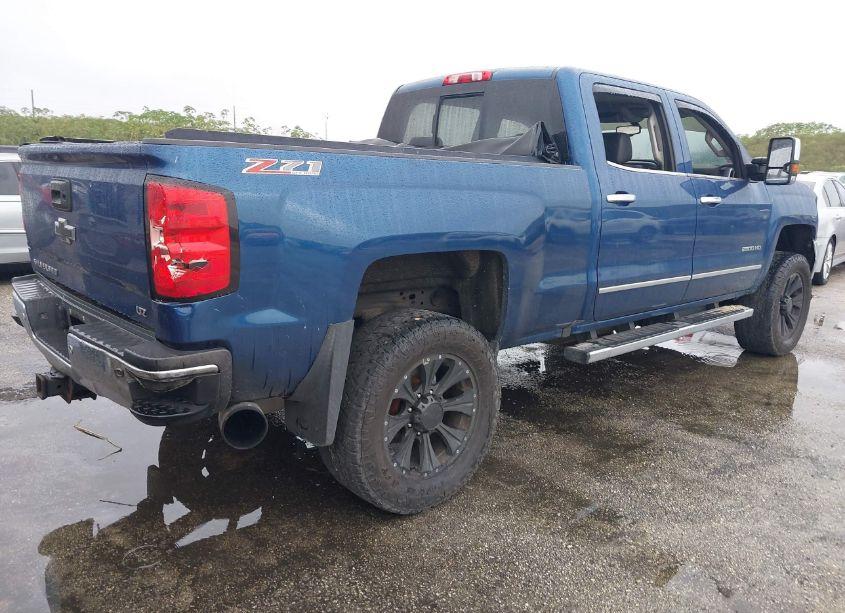 Photo 4 of 2016 Chevrolet Silverado 2500HD LTZ (VIN 1GC1KWE84GF215470)