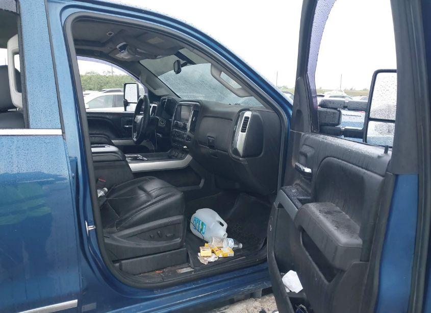 Photo 5 of 2016 Chevrolet Silverado 2500HD LTZ (VIN 1GC1KWE84GF215470)