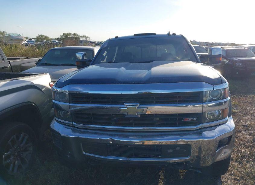 Photo 6 of 2016 Chevrolet Silverado 2500HD LTZ (VIN 1GC1KWE84GF215470)