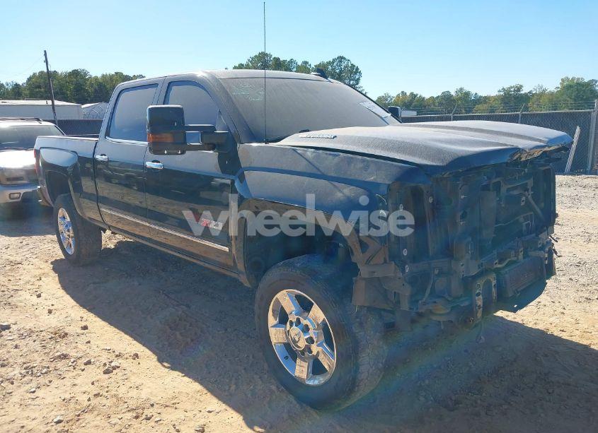 2015 Chevrolet Silverado 2500HD LTZ (VIN 1GC1KWE85FF508907) main photo