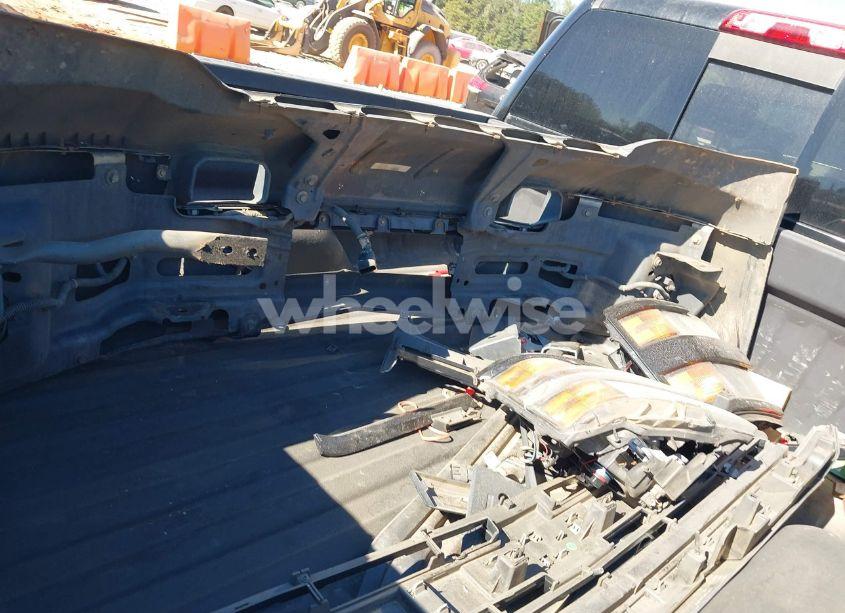 Photo 12 of 2015 Chevrolet Silverado 2500HD LTZ (VIN 1GC1KWE85FF508907)